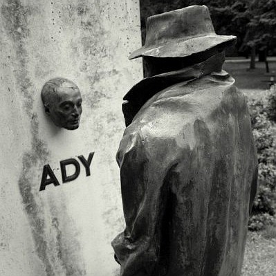 Ady Társaság